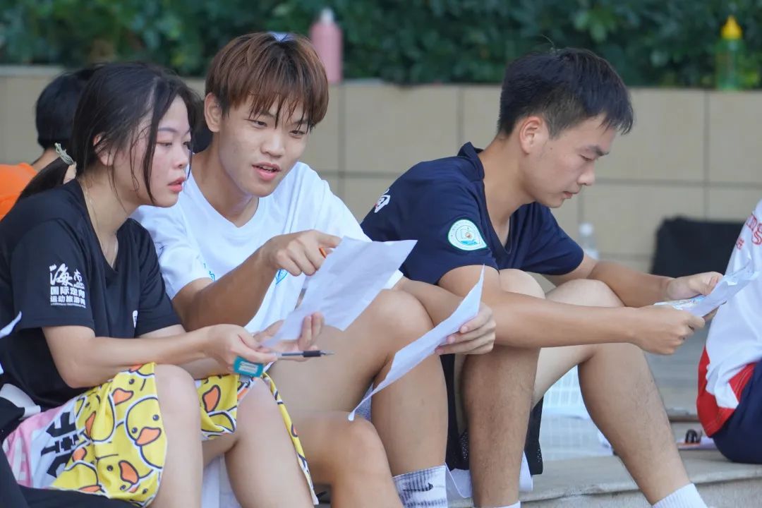 以上两图来源欧美AV 以上两图来源欧美AV